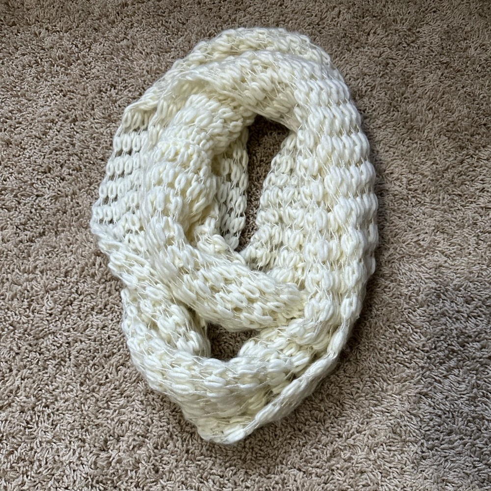 Infinity scarf